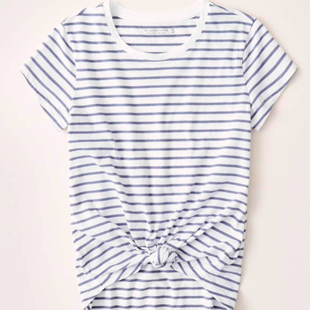 Abercrombie Knotted Crew Tee